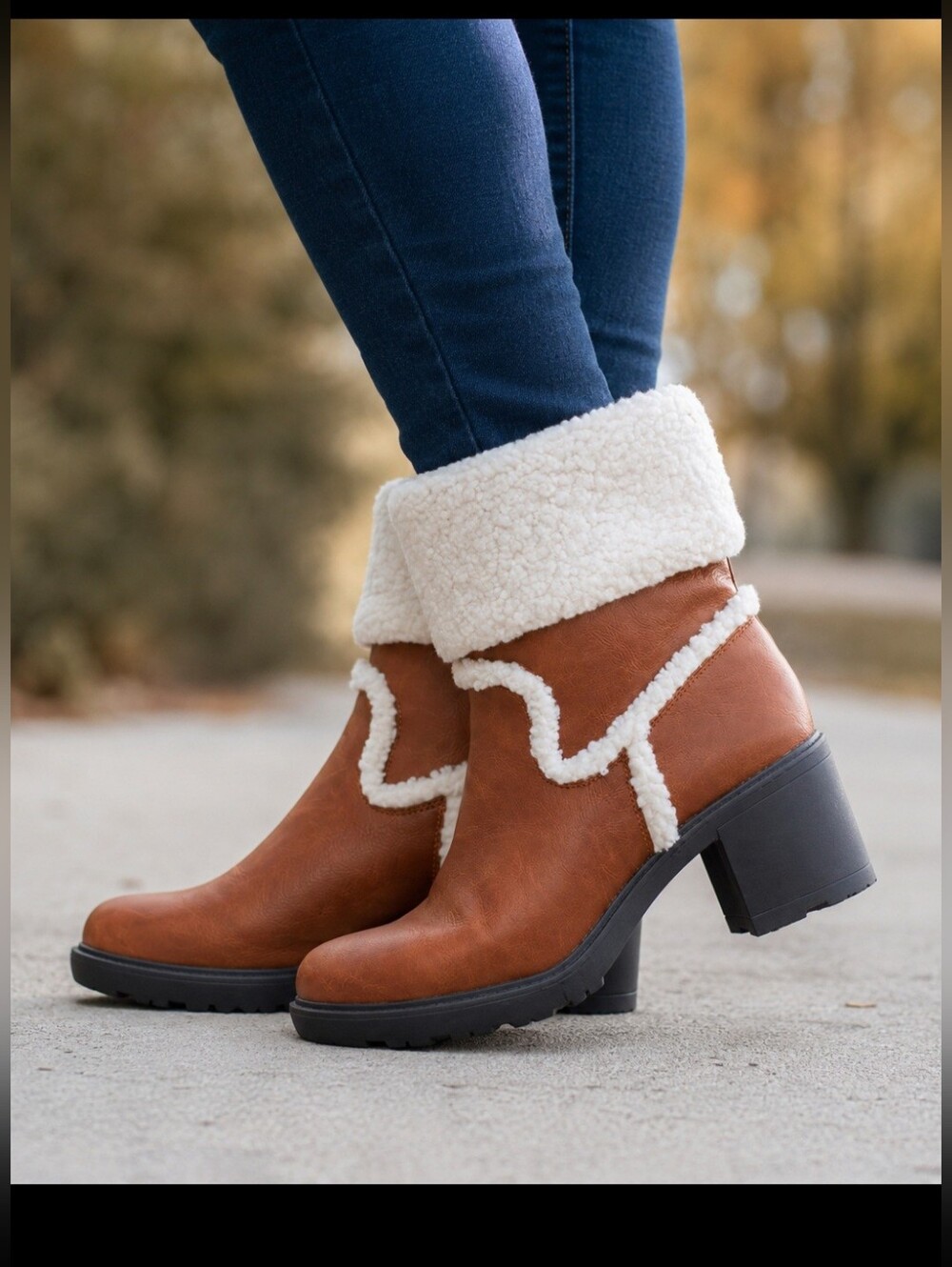JustFab Ellie Trim Lug Sole Bootie Women 11 Whiskey Brown Faux Fur Block Heel